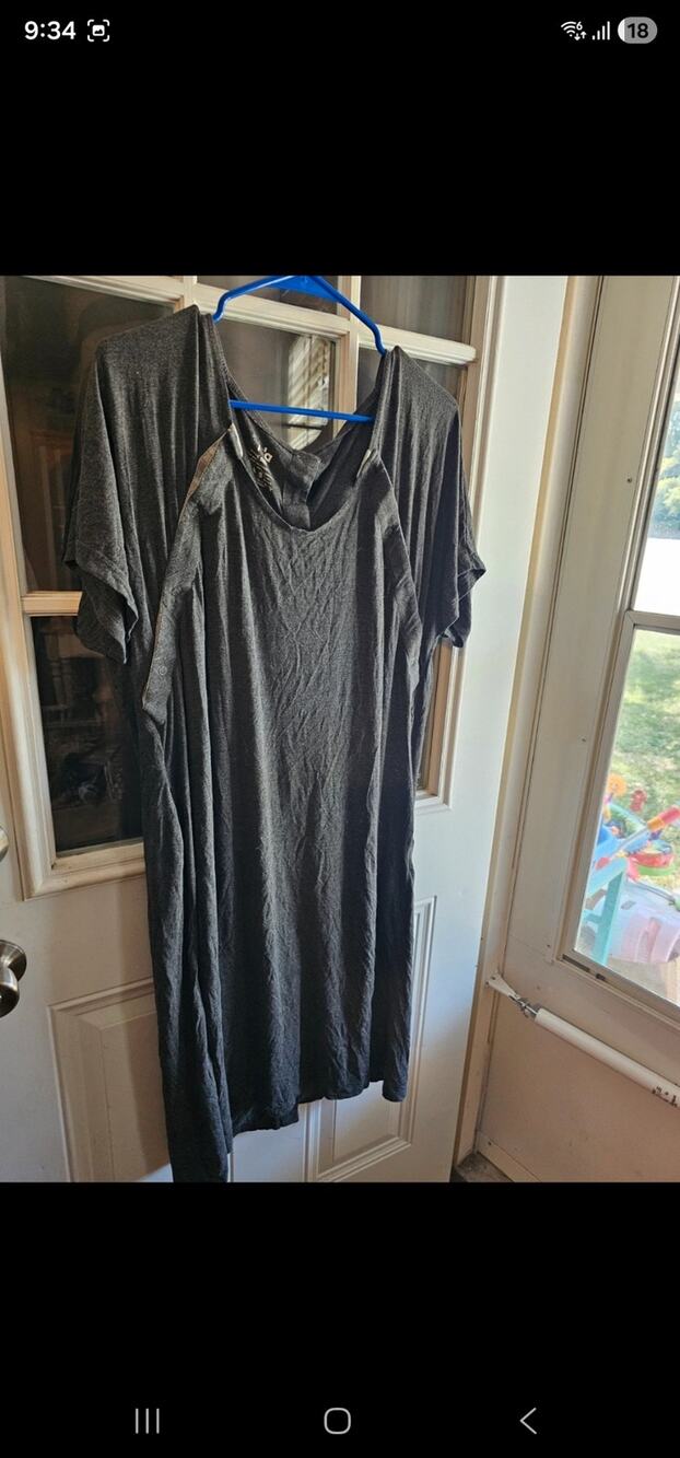 Frida mom labor gown